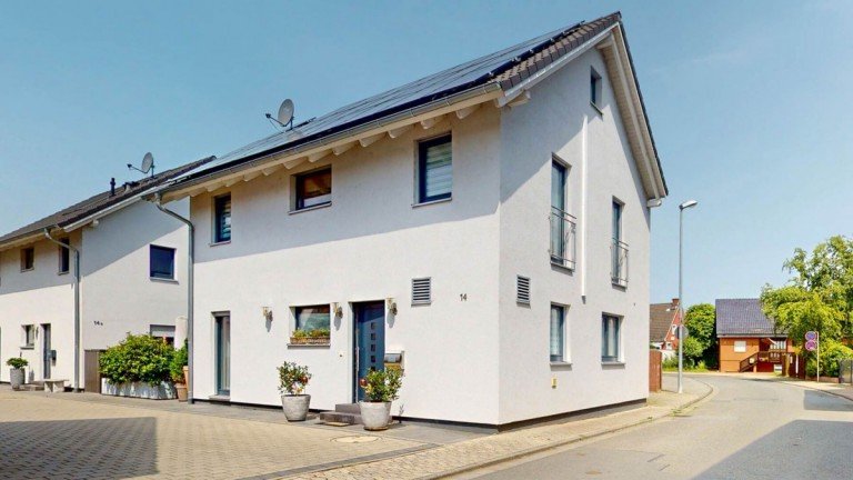 Ansicht Gro-Gerau Einfamilienhaus Freistehendes A+ Energiesparhaus mit groer Terrasse, ohne Gartenanteil