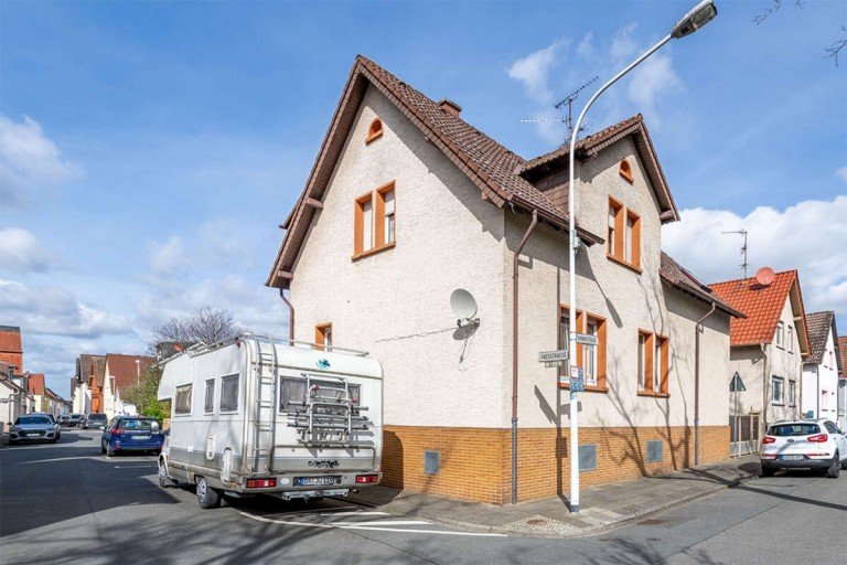 Ansicht Darmstadt Zweifamilienhaus 2-Familienhaus in zentraler Lage von Wixhausen